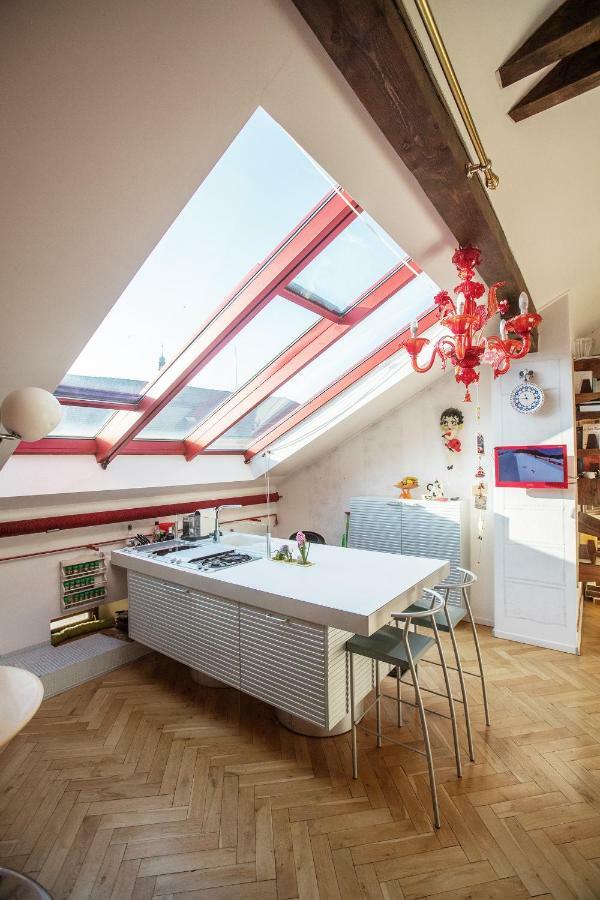 Апартаменты Unique Luxury Loft With Terrace In Old Town Прага Экстерьер фото